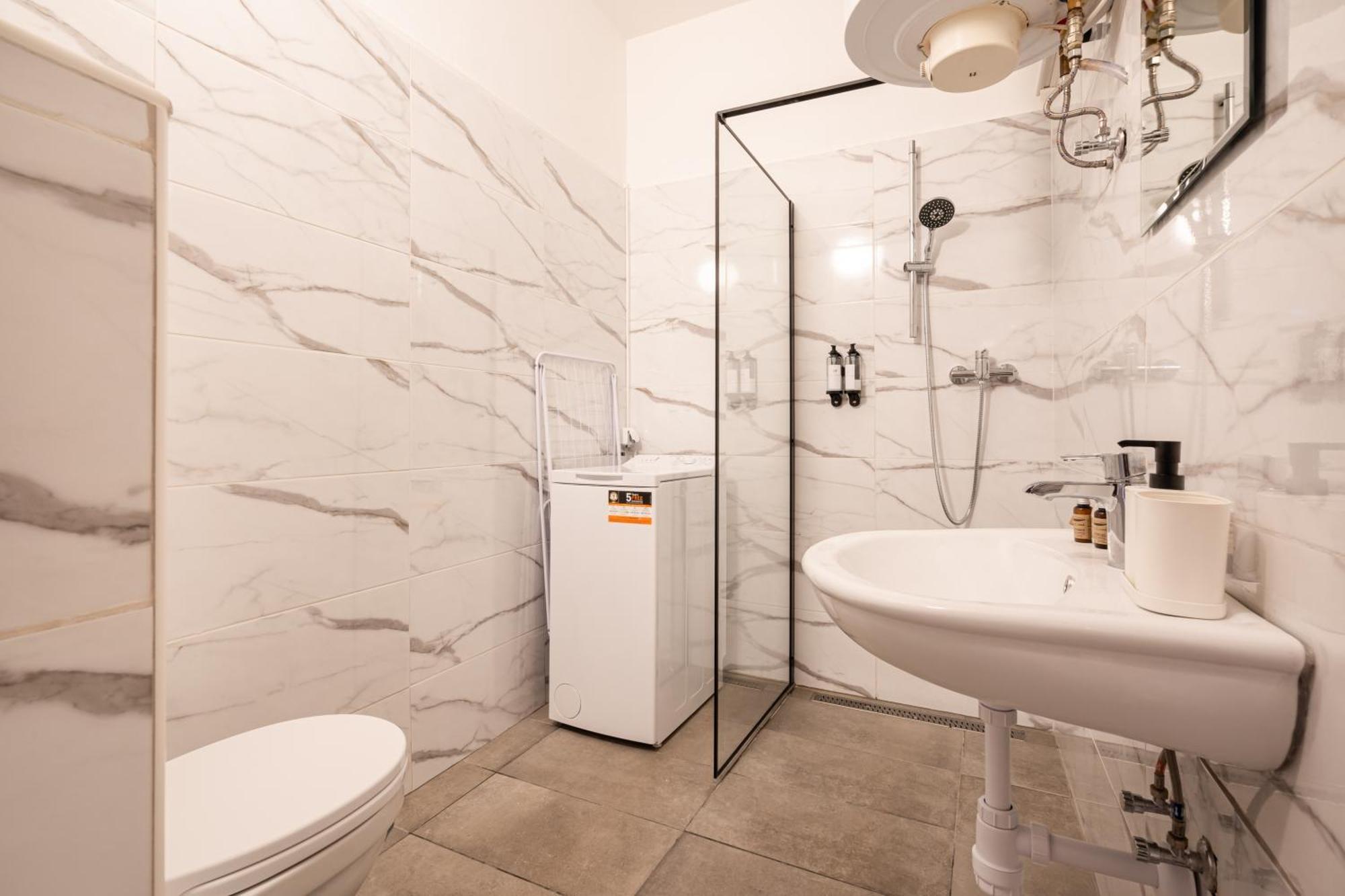 H9- Boutique Apartments, Best Location, By Bqa Budapeszt Zewnętrze zdjęcie